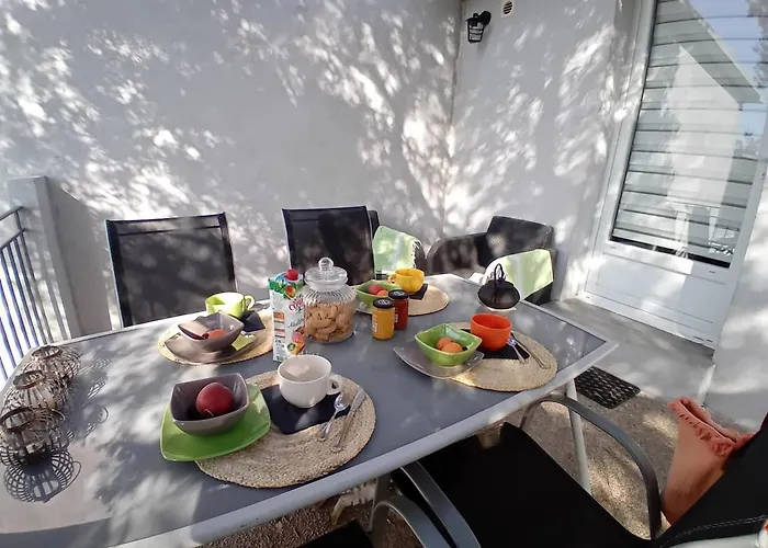 Holiday home La Maison Sous Les Oliviers Casa D'iloa *