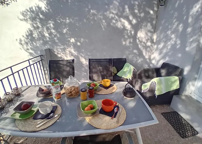 La Maison Sous Les Oliviers Casa D'iloa Vakantiehuis *